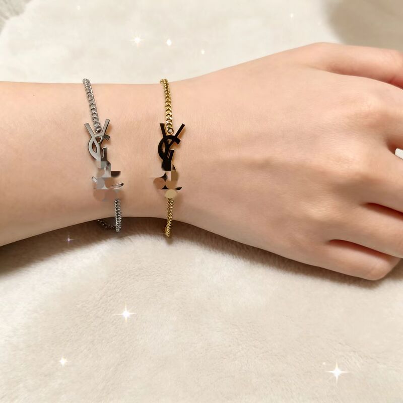Titanium Steel Letter Bracelet for Women, Light Luxury, Adjustable, Non-Fading, Versatile, High-End Feel, One-Piece Wholesale Jewelry