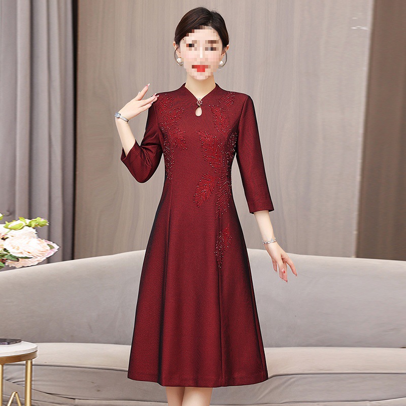 Red With An Elegant And Sophisticated Feel, Suitable For Mother Of The Bride At A Banquet, Autumn Style Wedding Dress,_ecoleips.com