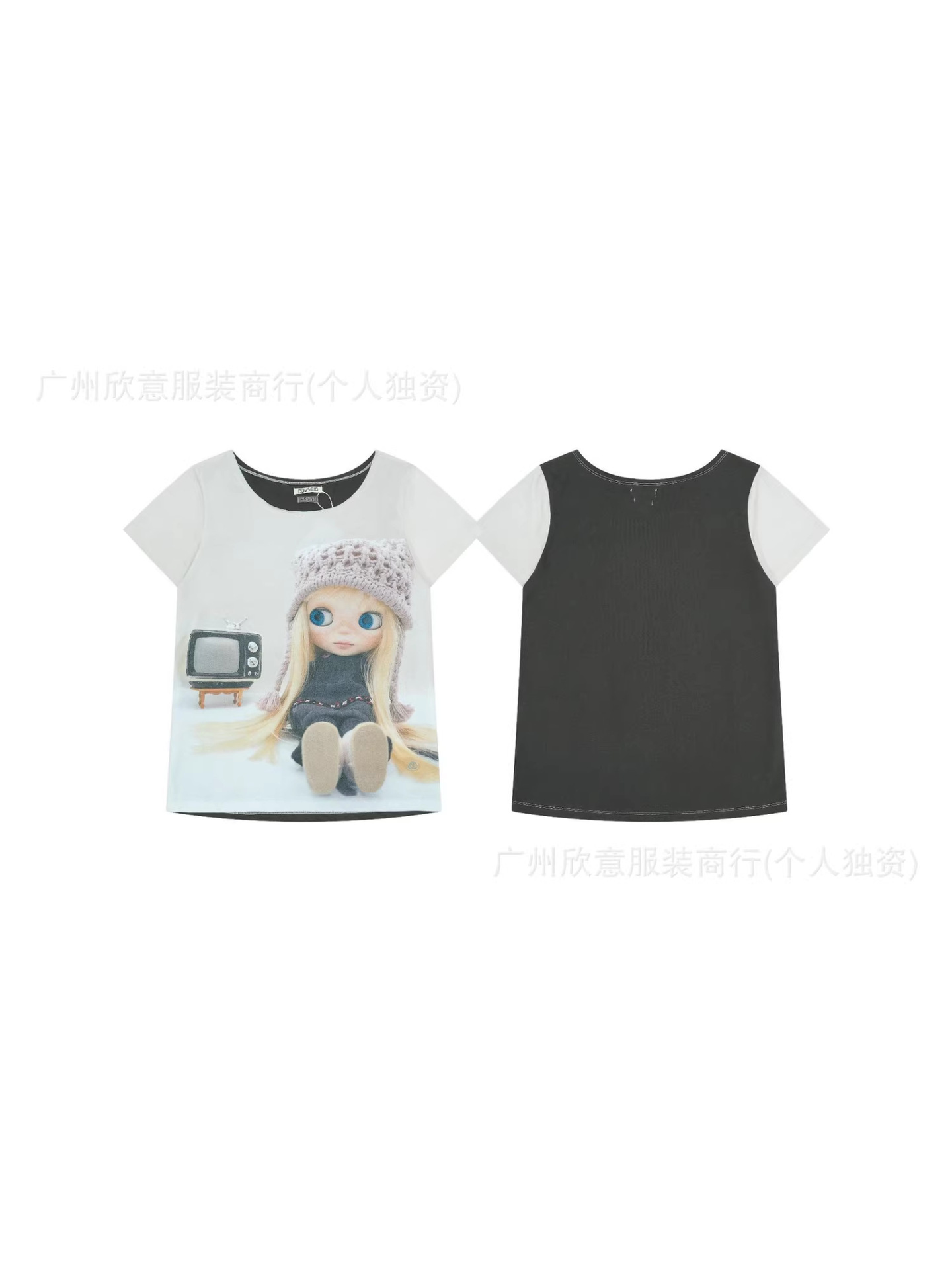 Korean Niche Design Coy** Big-Eyed Doll Print Craft, Large Neckline, Can Be Worn Off-Shoulder, Loose Fit, Ins-Style Casual Short-Sleeve