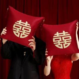 拉花、彩带;创意礼品套装;福字/福字贴