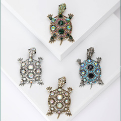 European and American Cross-border Fashion Retro Water Diamond Turtle Brooch Creative Personality Animal Pin Compatible with Various Clothing Accessories Wholesale