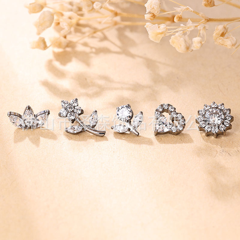 Labret piercing jewelry detail image