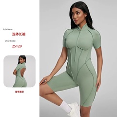夏の運動フィットネスの連体服の女性の通気性のガードルの快適な背中の透かし彫りの胸のパッドのヨガの服の運動のスーツ