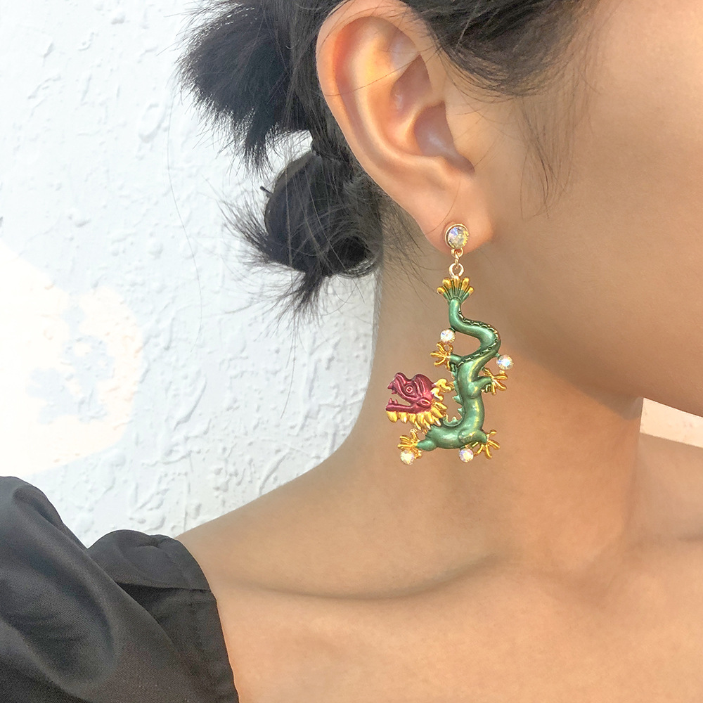 Fashion Drop Oil Hit Color Dragon Earrings Wholesale Nihaojewelry display picture 2