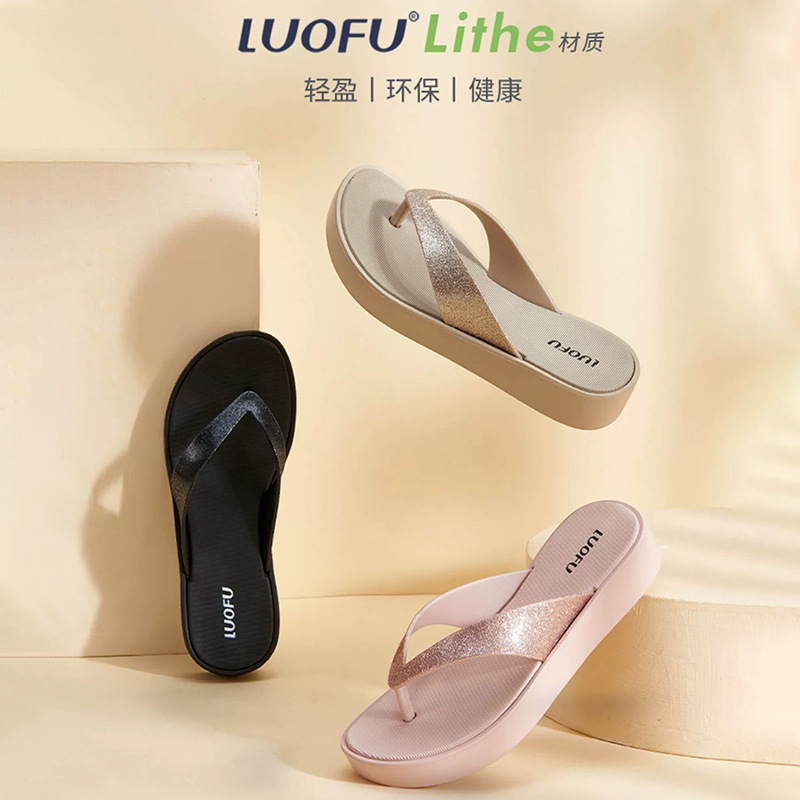 LUOFU Luo Fu nueva moda chanclas brillantes femeninas ins2025 salida de verano sandalias de chanclas de suela gruesa antideslizantes
