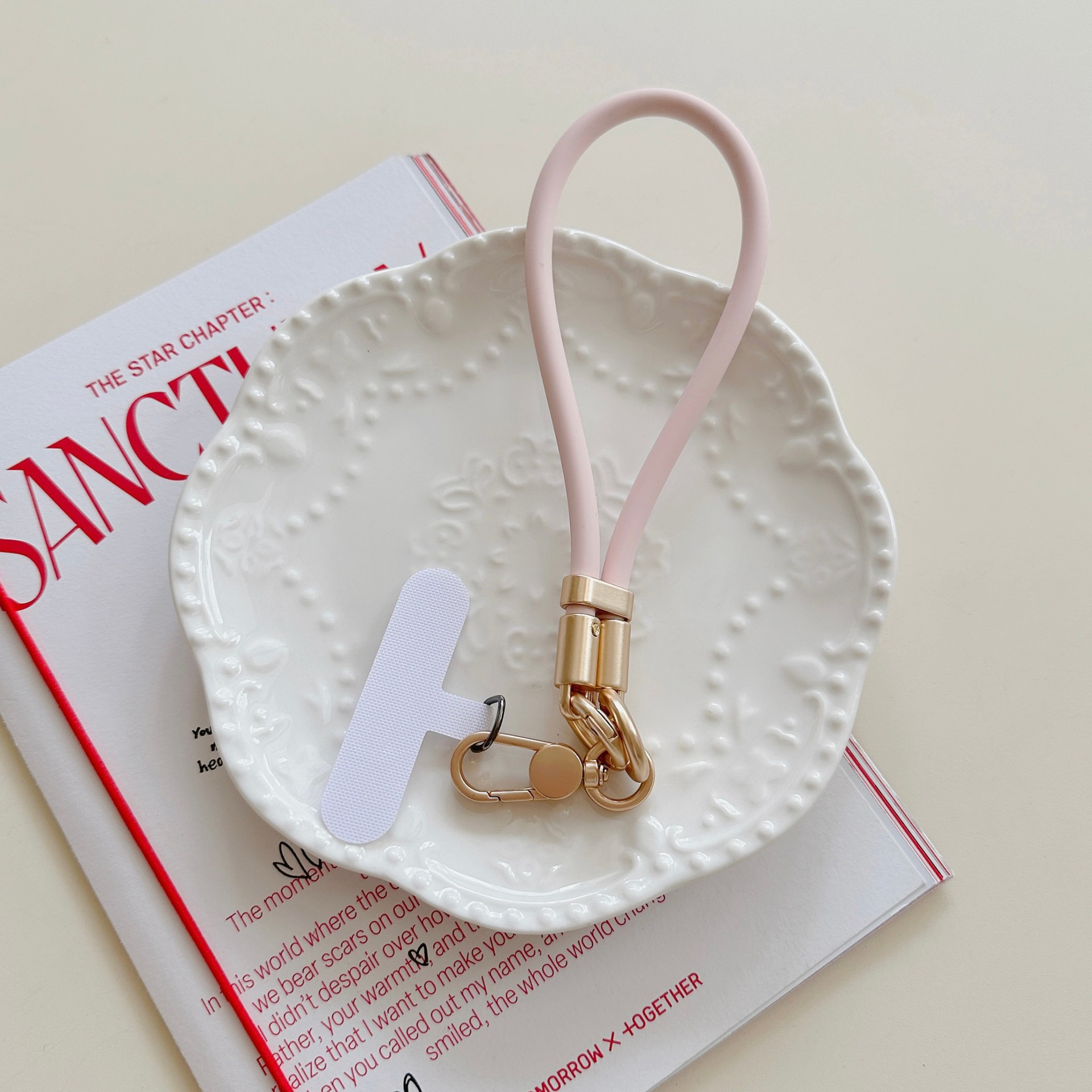 Silicone líquido de color sólido caso de teléfono móvil cuerdas móviles para mujeres pulsera anti-perdida ajustable de alto nivel cuerdas móviles para mujeres