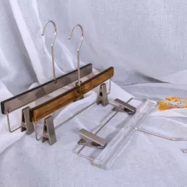 衣架;展示衣架;衣钩/挂钩