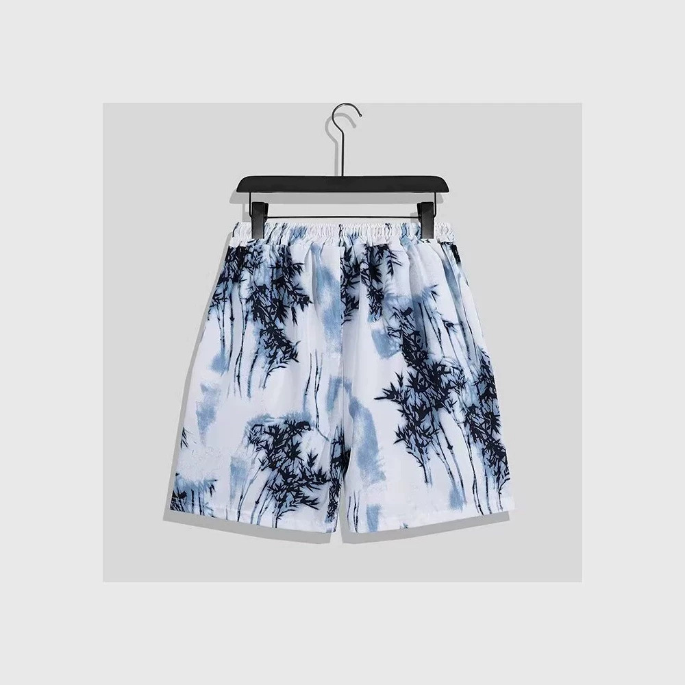 Trendy American-style beach shorts, fresh and comfortable, sporty and casual five-point pants for men, new relaxed style.