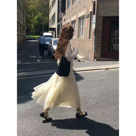 现 2025春夏季新款韩国设计师OU*CE光泽感褶皱网纱伞摆半身裙