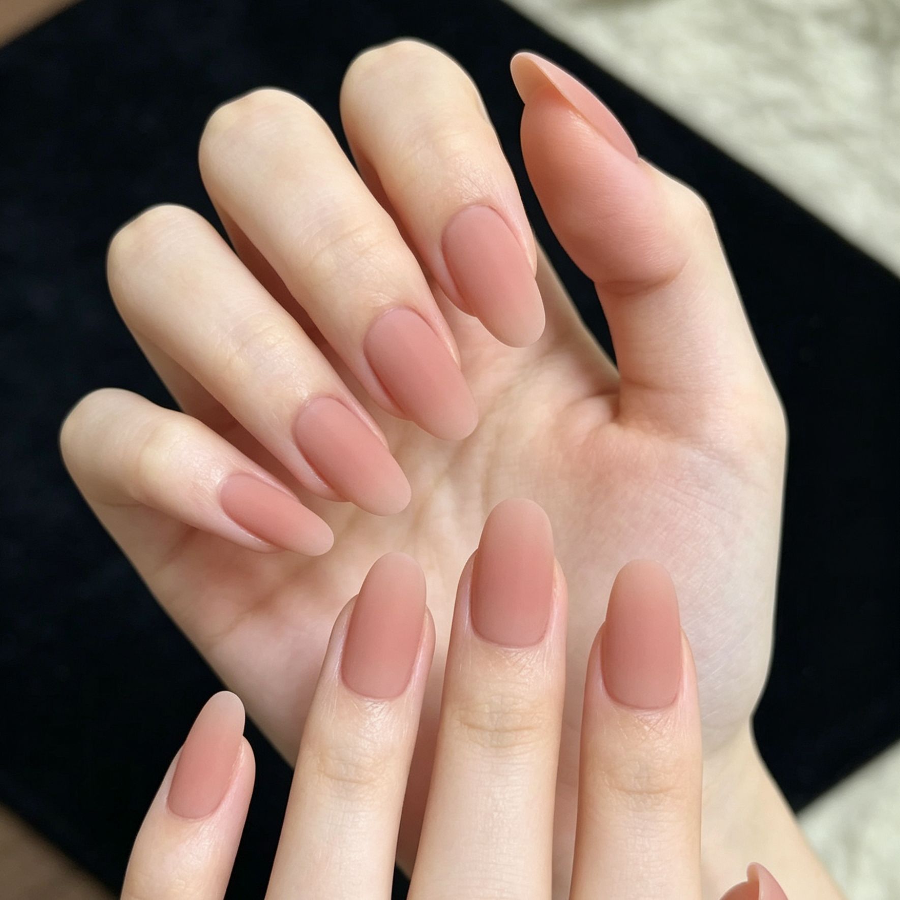 Diseño de 10 dibujos animados lindos con manicura blanca, lazo dulce, manicura fresca, productos cortos de manicura negra