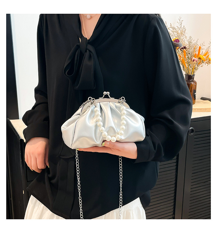 Women's Pu Leather Solid Color Elegant Streetwear Dumpling Shape Clasp Frame Shoulder Bag display picture 11