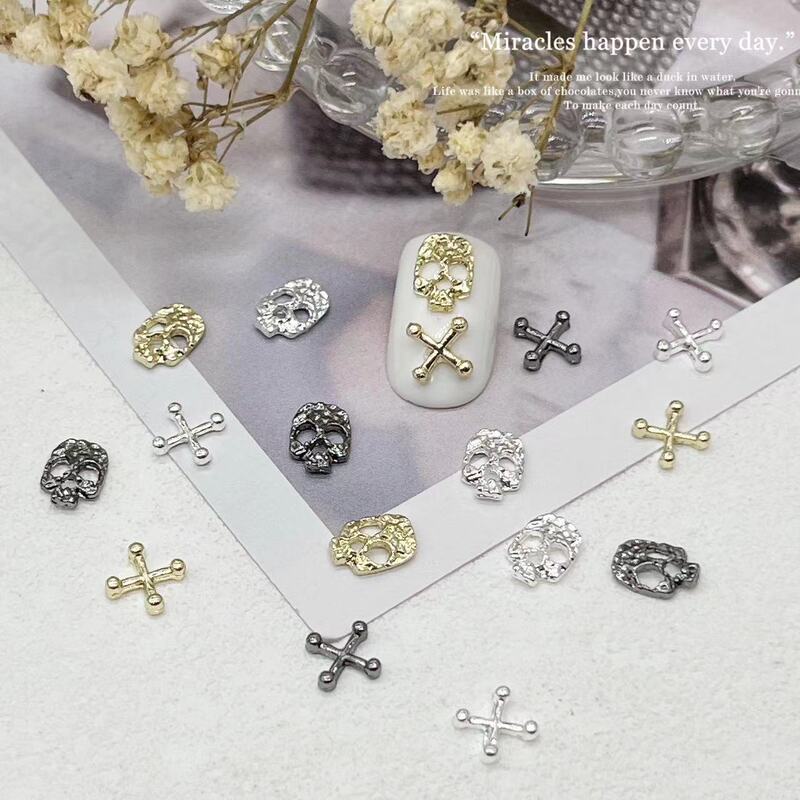 Japanese Alloy Nail Art Jewelry Vintage Cross Metal Diablo Punk Skull Diagonal Nail Decoration