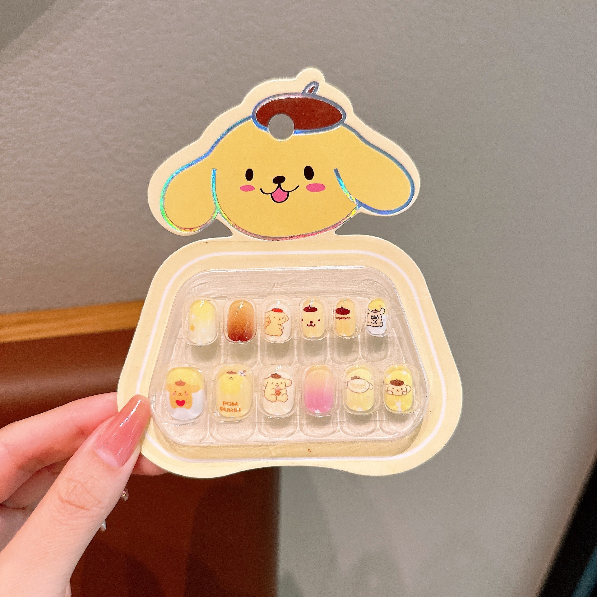 Niños Kulomi dibujos animados bebés usar uñas niñas lindas manicure parches de uñas impermeables para usar