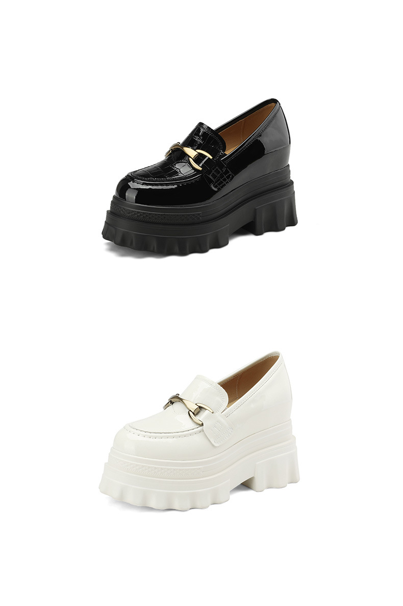 Giày loafer nữ mũi tròn đế xuồng platform tăng chiều cao, khóa kim loại — màu be, màu đen chi tiết 18