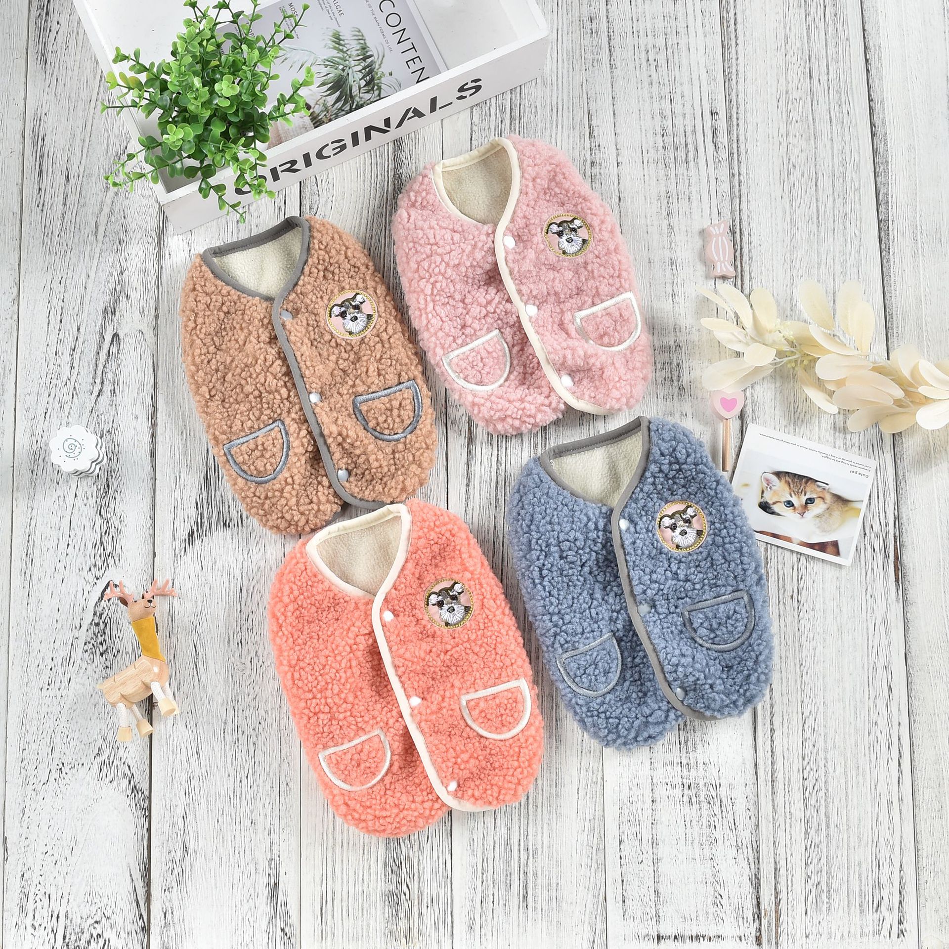 El otoño y el Invierno nuevo corgi fadou oso polar chaleco para mascotas perro gato ropa de fábrica al por mayor