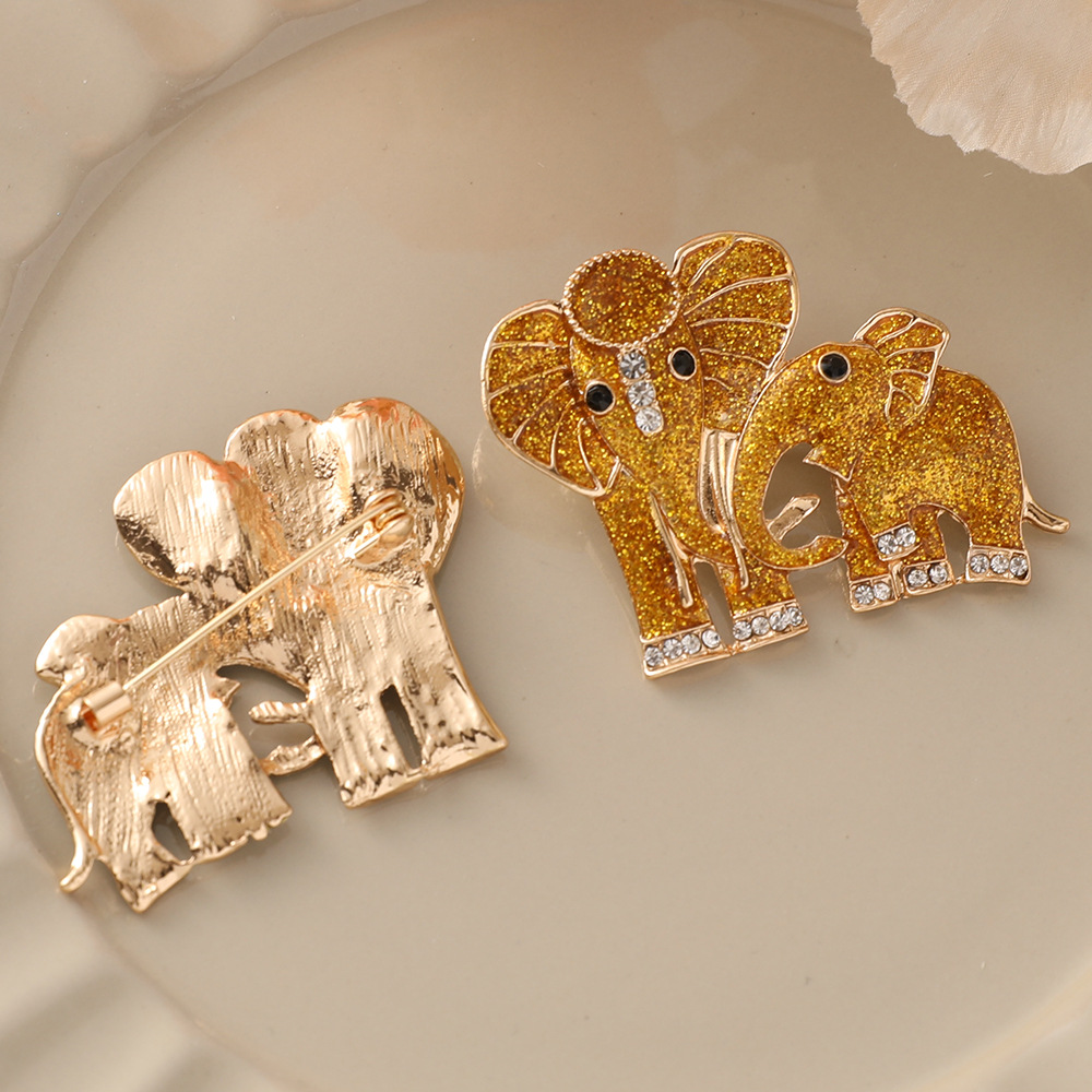 2024 New European and American Cross-border Fashion Creative Design Enamel Diamond-encrusted Elephant Brooch Coat Oil Dropping Decorative Accessories