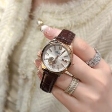 法茜娜新款时尚轻奢爱心桃手表女士抖音爆款皮带防水女表石英腕表