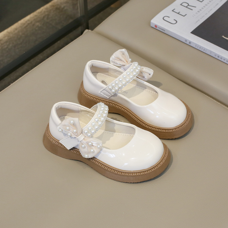 Zapatos de niña Zapatos de cuero para niños 2024 Primavera y otoño Nuevo estilo británico negro suave inferior zapatos de una sola capa zapatos de princesa zapatos de rendimiento