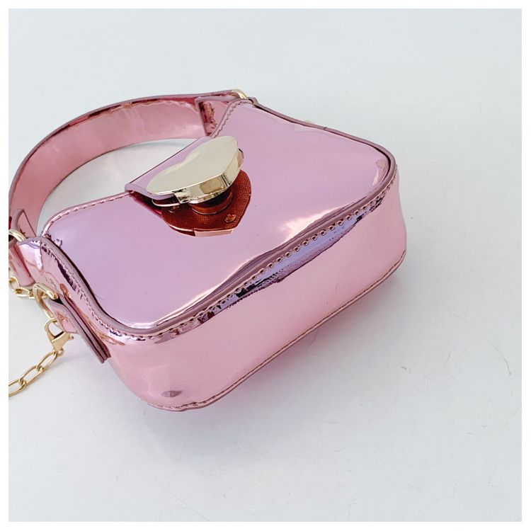 Unisex Pu Heart Shape Solid Color Elegant Streetwear Sewing Thread Square Hidden Buckle Shoulder Bag display picture 23