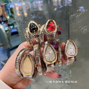 �羳���l�����������Cʽ�ֱ�Ů���^ŮʿŮ��С�G��Ů���߱����Q؛