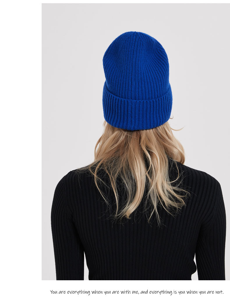 Unisex Simple Style Solid Color Eaveless Wool Cap display picture 2