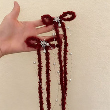 冬季氛围感新年红色毛绒蝴蝶结发夹女雪花珍珠长流苏鸭嘴夹子发饰