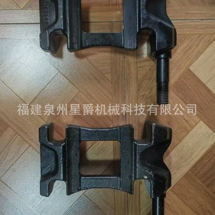 Quanzhou Excavator Four-wheel One-belt Support Wheel Bucket Teeth Guide Wheel Precision Casting Rail First Aid