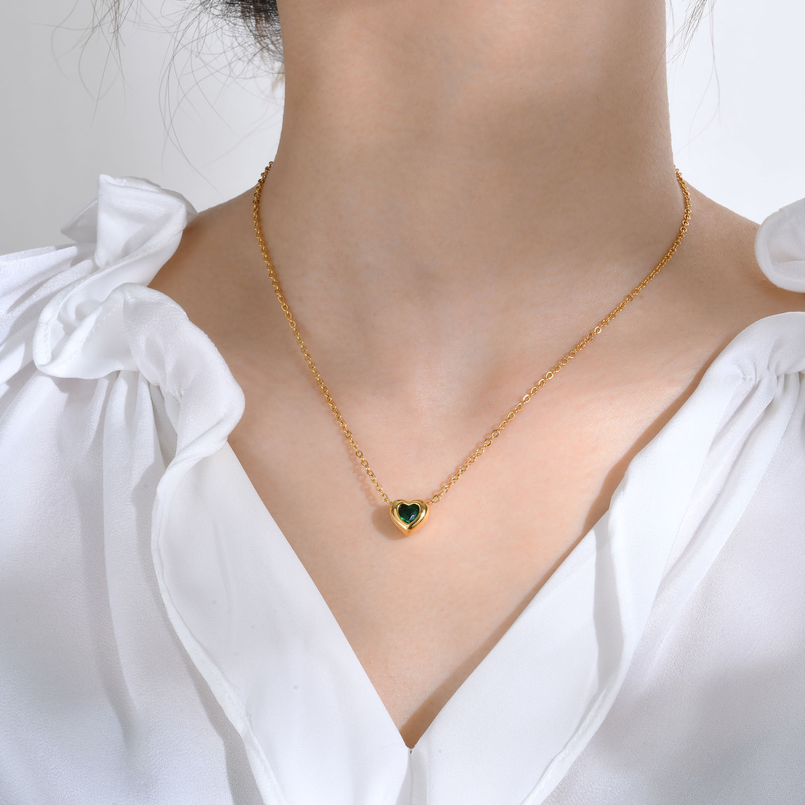 Women's Gender Wholesale Jewelry Simple Style Classic Style Heart Shape 201 Stainless Steel Zircon 18K Gold Plated Plating Inlay Pendant Necklace
