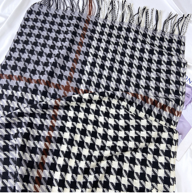 Women's Basic Plaid Imitation Cashmere Scarf display picture 6