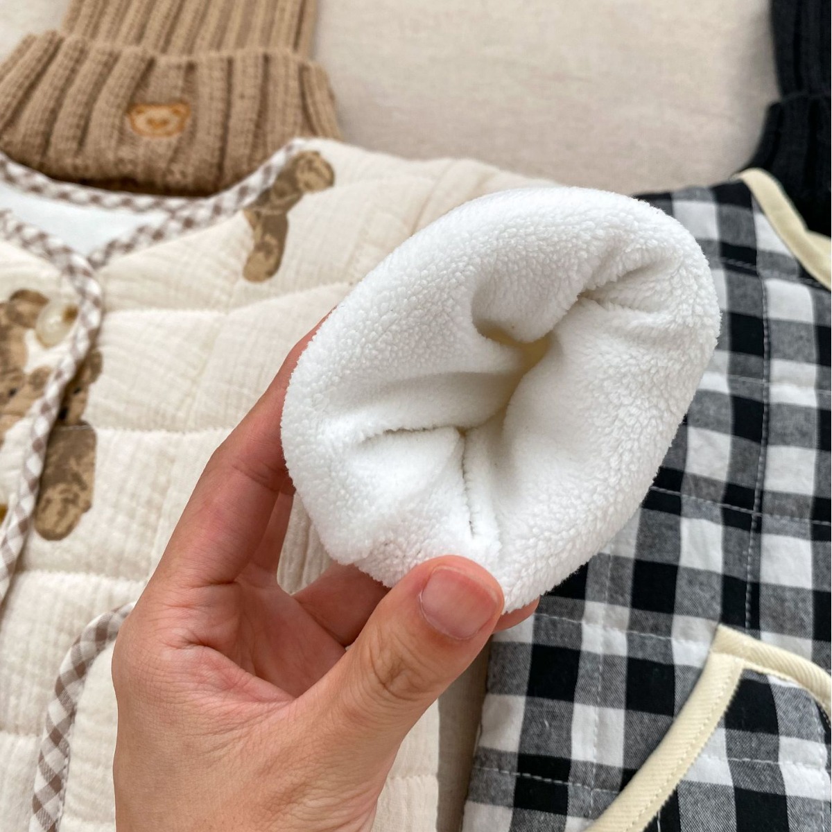 2023 Otoño e Invierno Nuevo bebé Chaqueta acolchada de algodón para niños engrosada Chaqueta acolchada de algodón a cuadros chaqueta acolchada de algodón cálido invierno Abrigo acolchado de algodón para hombres