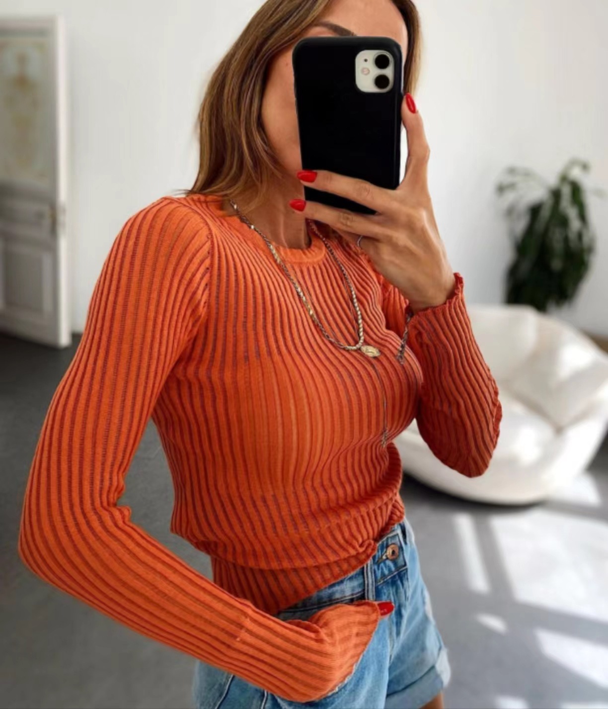 Women's Knitwear Long Sleeve Sweaters & Cardigans Ripped Streetwear Solid Color display picture 5