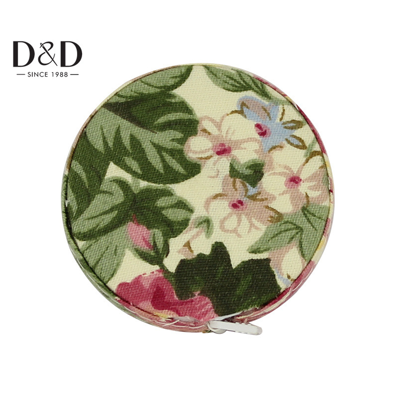 목가적 인 장미 천 통치자