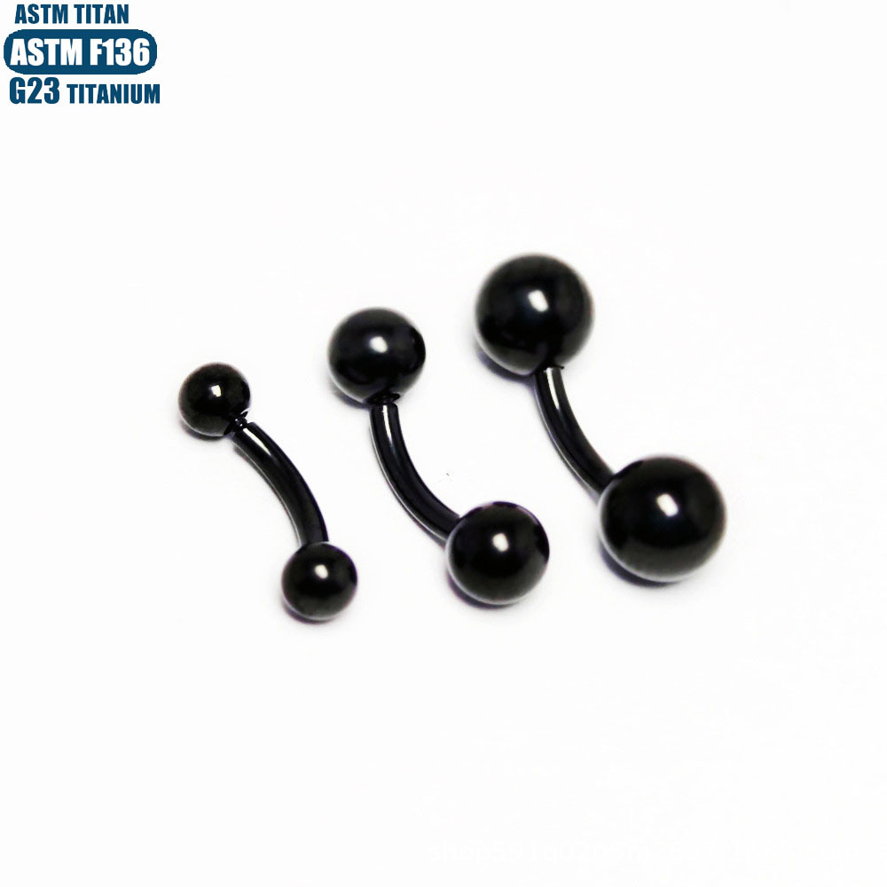 16G labret stud size and finish detail