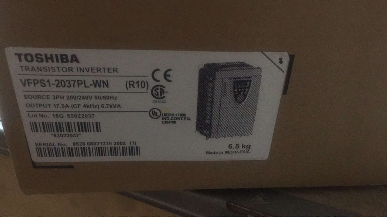 变频器VFPS1-2004PL 200V 400W 公司现货全新质保一年