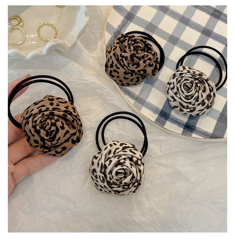 20g Weight Hair Tie Hair Accessories Type 1 Piece Quantity Holiday, Daily Occasion Cloth Material Leopard Pattern All Seasons Season Women's Gender Streetwear Style Streetwear Women's Leopard Cloth Hair Tie 8