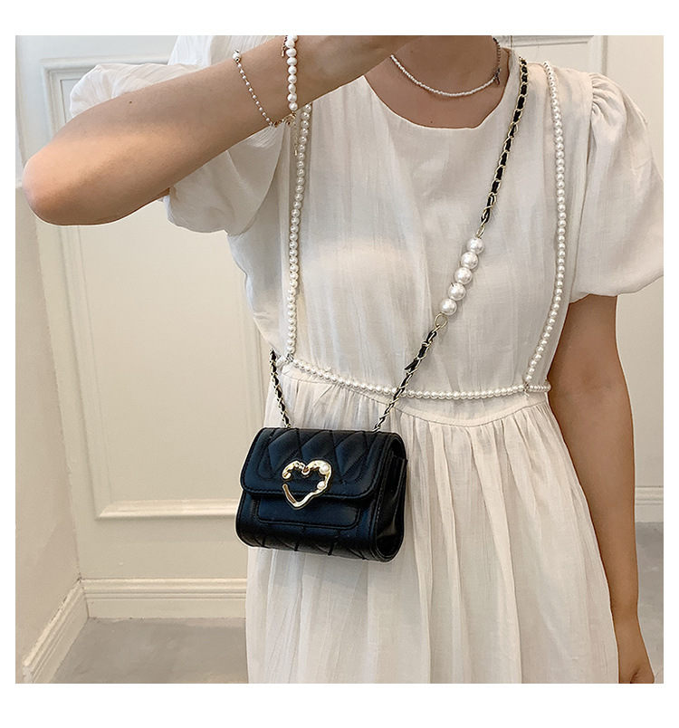 Wholesale Heart-shaped Buckle Messenger Shoulder Small Square Bag Nihaojewelry display picture 175