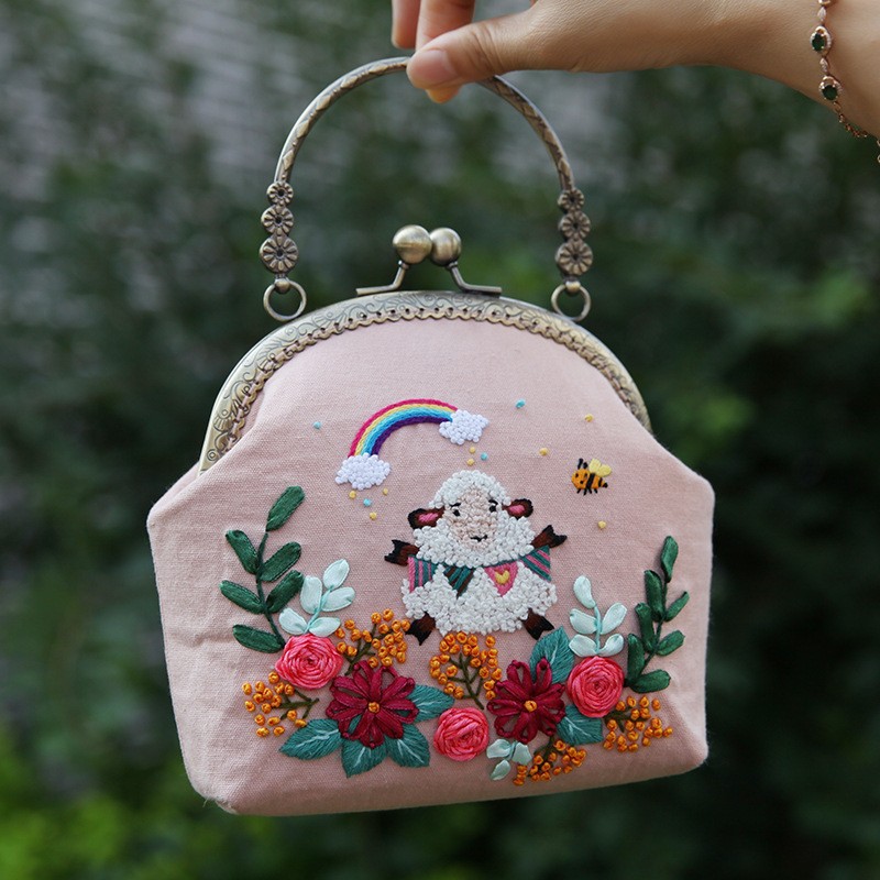 Nueva boca Bolsa de Oro bordado europeo bolsa de material bordado hecho a mano bordado DIY cinta bordado Lu bordado hecho a mano crossbody bolsa de tela