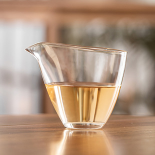 New Chinese style high borosilicate glass full moon fair simple transparent hand grip tea set kung fu tea set tea sea male cup