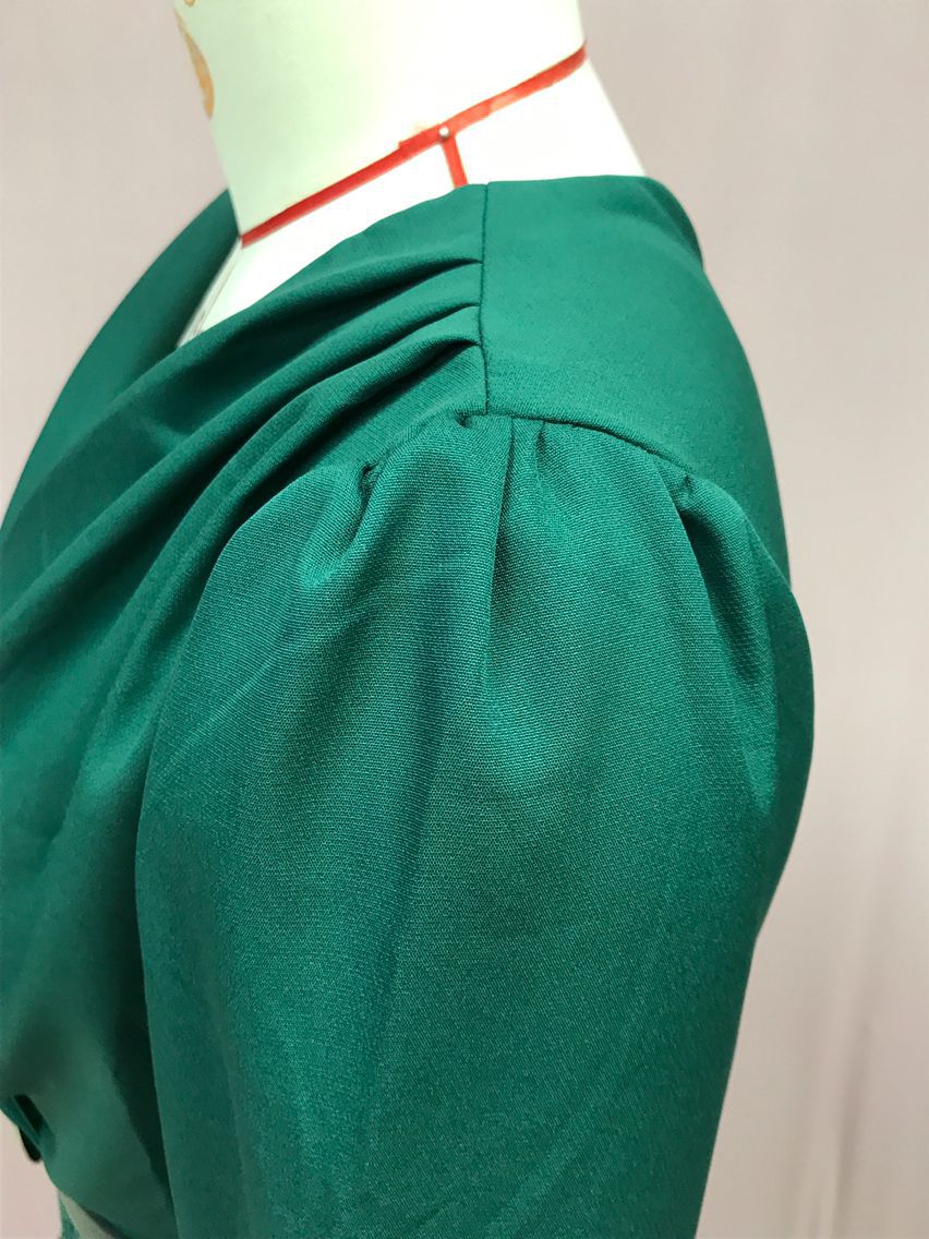 Elegant Women's Jumpsuit With Sequin Detail And V-neck Design_voghion.com