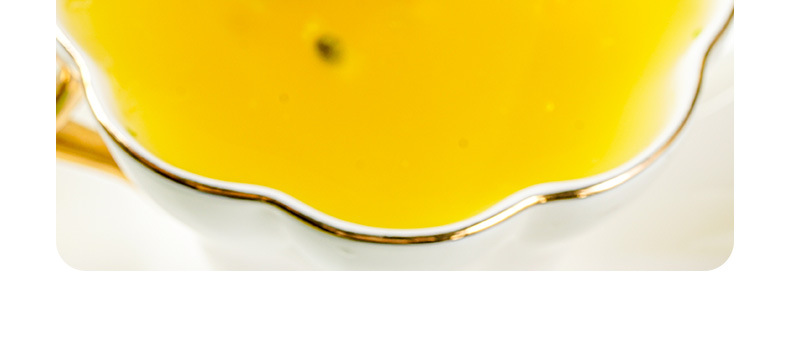 Fruit Tea Blend with Green Kumquat Passion Fruit and Rock Sugar 90g Box 5 Cold Brew Bags preparation