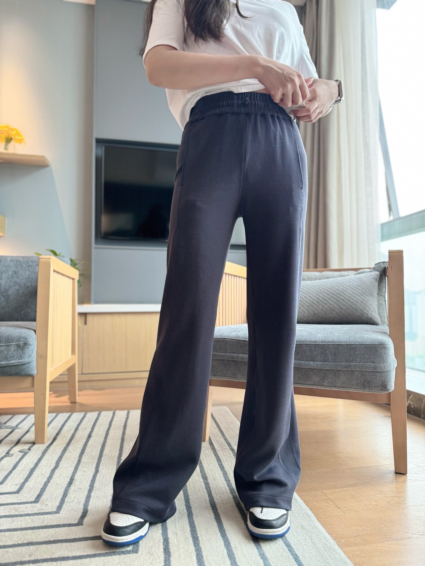 ルルと同じスタイルのソフトストリームリブミッドウエストスリムストレートワイドレッグ多用途カジュアルヨガ