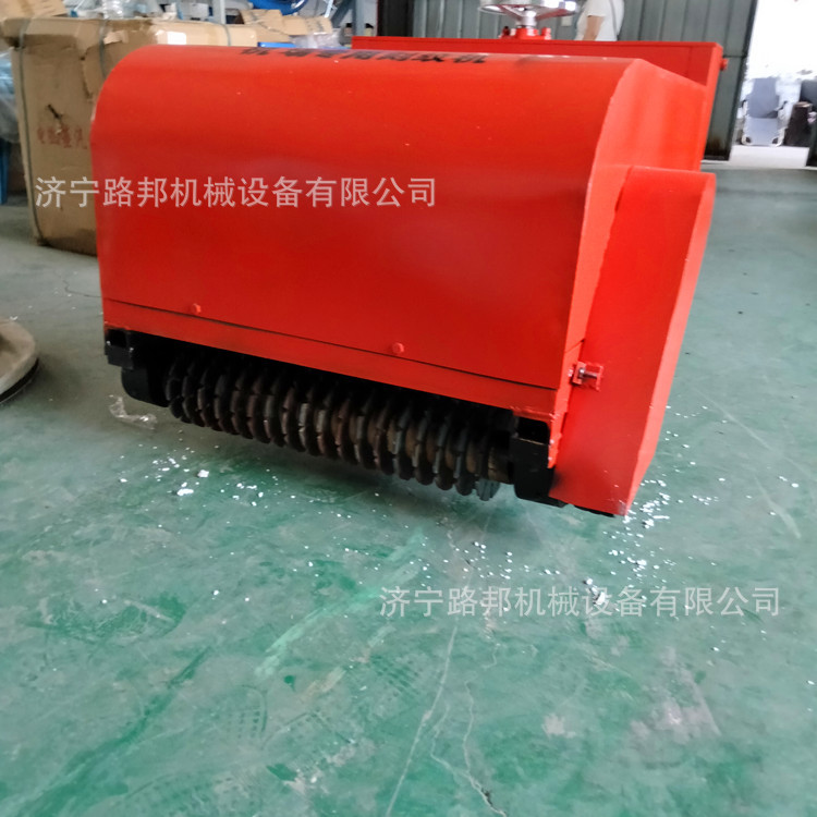 路邦机械机场自走刻纹机 机场防滑专用刻纹机 混凝土刻纹机厂家