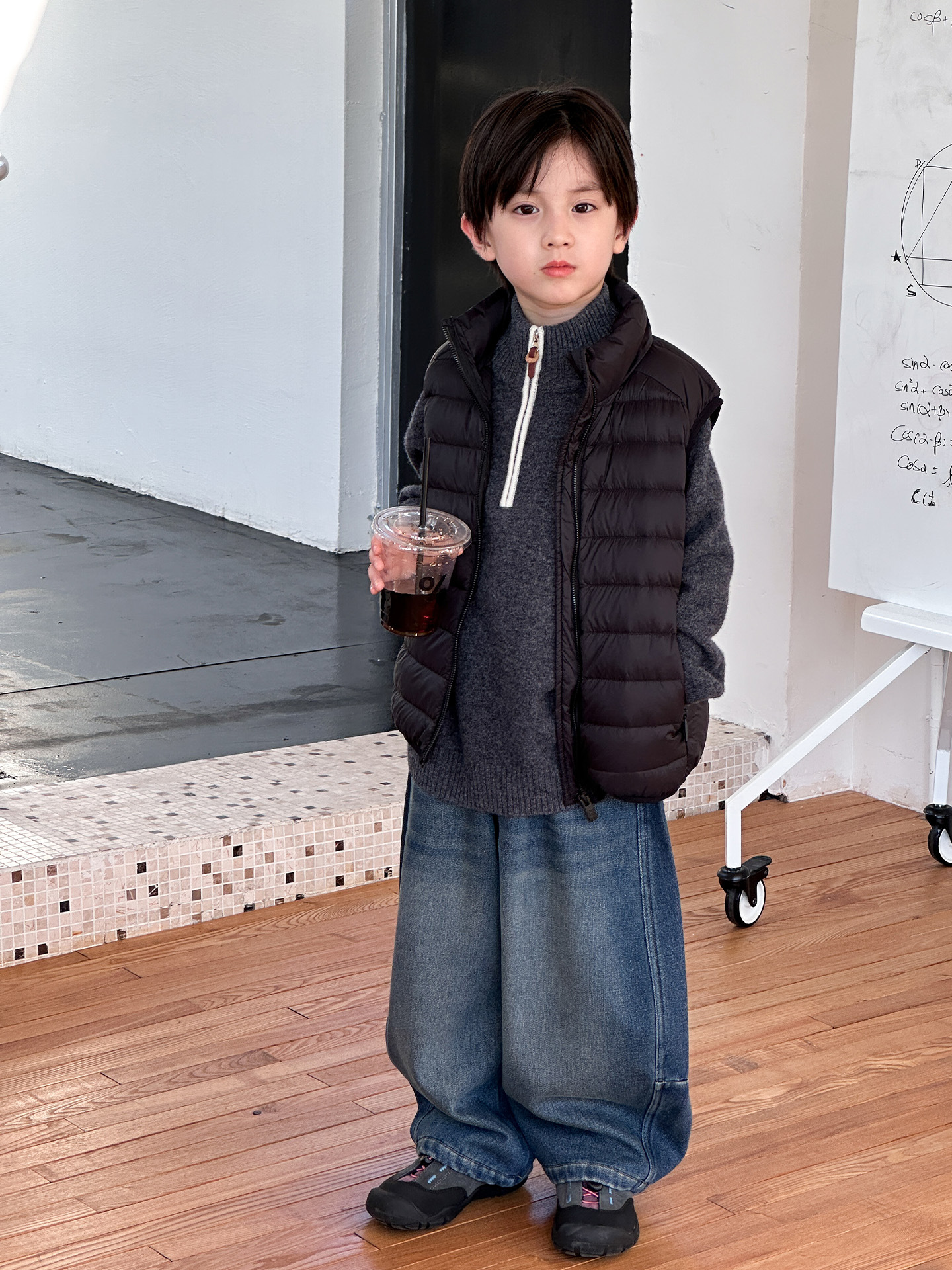 McCarthy ropa infantil para niños chaleco de pluma 2025 nuevo invierno para niños de tamaño mediano 90 clip de caballo casuales de caballo blanco