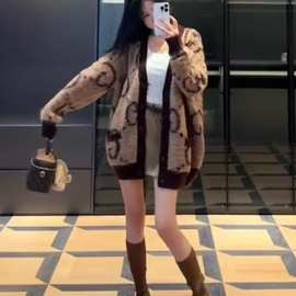 2024秋冬明星同款字母提花马海毛衣宽松针织开衫慵懒风毛衣外套女