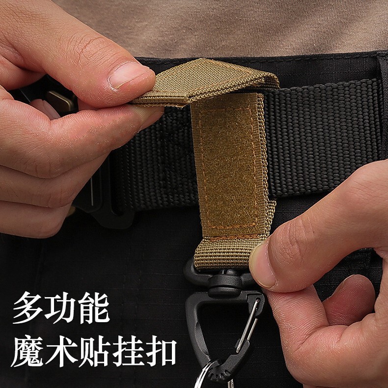 Outdoor tactical backpack hanging buckle 360 degree rotating single point triangle buckle multifunctional carabiner velcro keychain Outdoor tactical backpack hanging buckle 360 degree rotating single point triangle buckle multifunctional carabiner velcro keychain