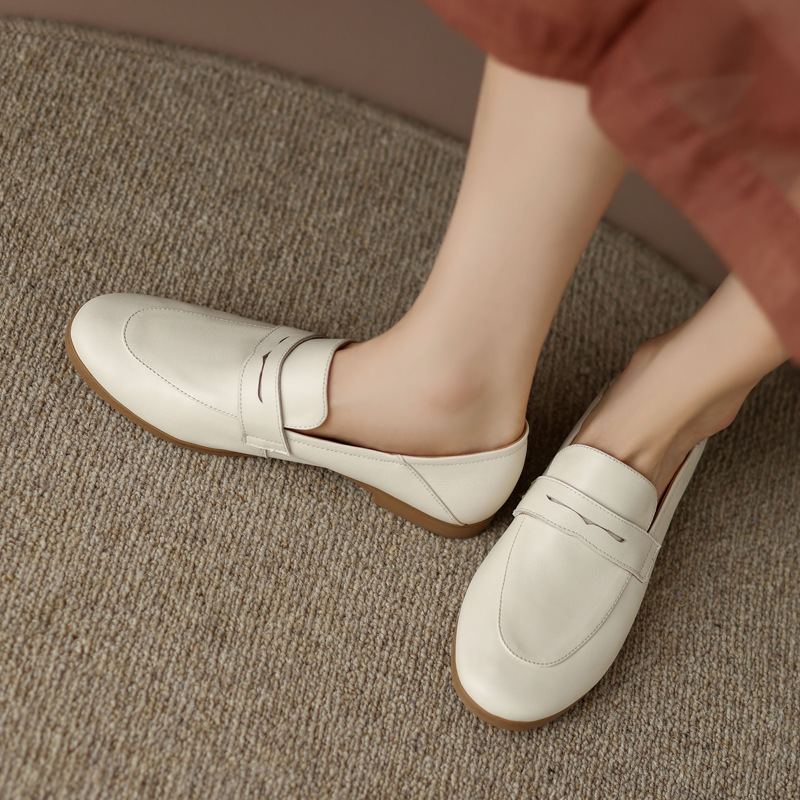 Soft base autumn loafers