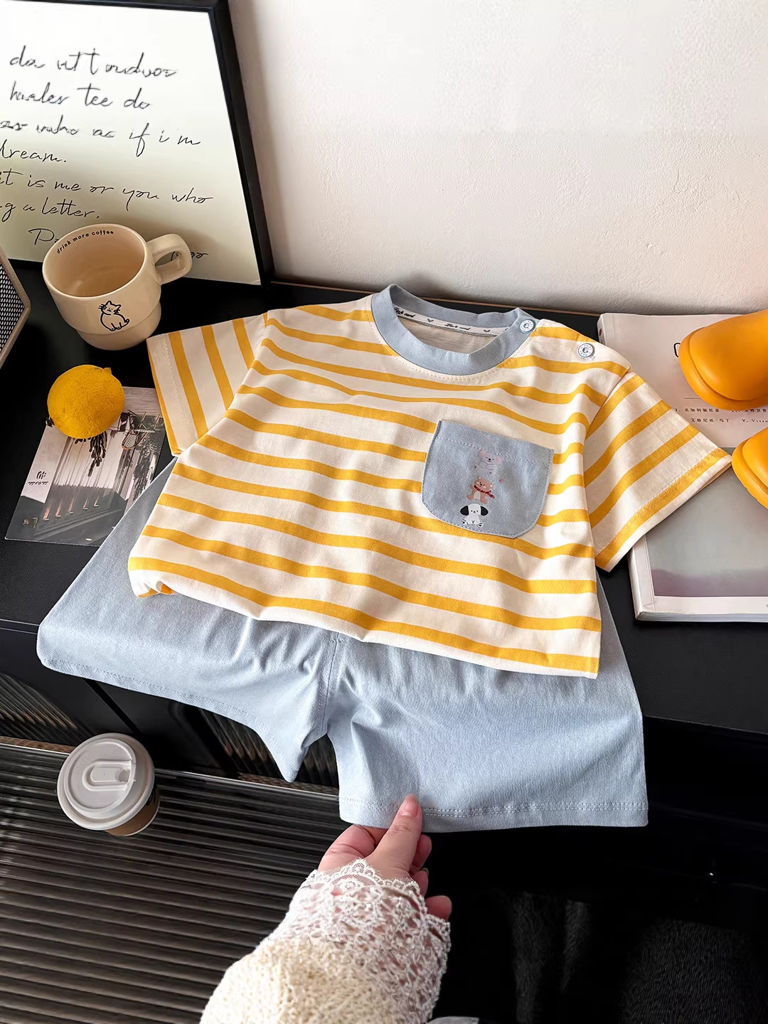 Nuevo conjunto de camisetas para niños de algodón muñeca de niño ropa de verano suelta pantalones cortos antibacterianos para bebés ropa de clase A