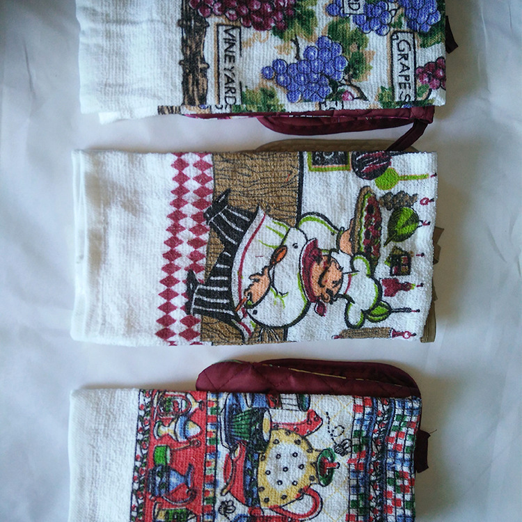 3307924635_759590110