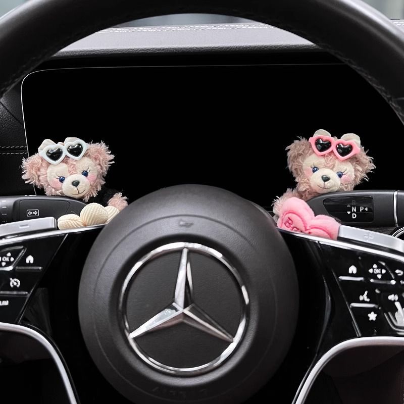 2025 nuevo modelo de automóvil de marchas de mano de Sherry Mei decoración de automóviles luces de dirección limpiaparabrisas muñecas muñecas adornos interiores