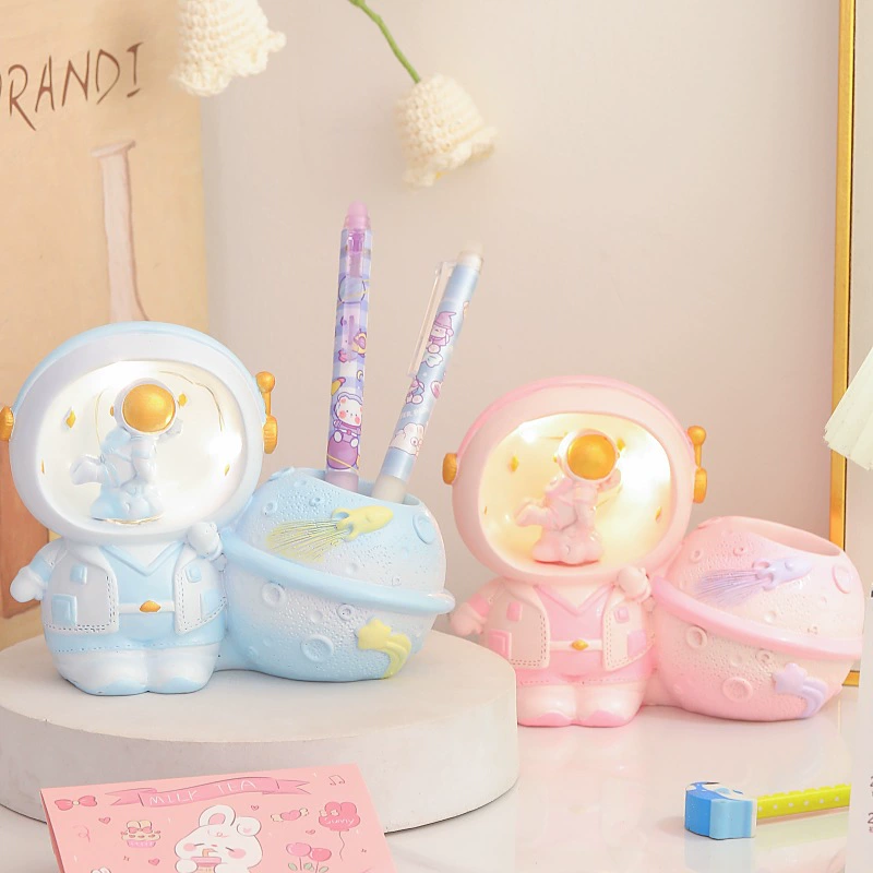 Креативный держатель ручки космонавта ночник настольное хранилище домашняя спальня мультфильм украшение подарок студенту подарок на день рождения